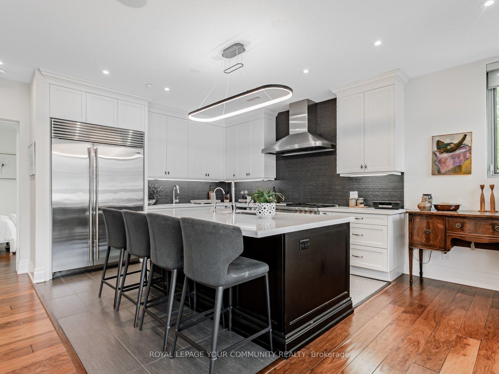 Photo 10 of Unit 206, 1 Rainsford Road, Toronto, The Beaches — HOMEH