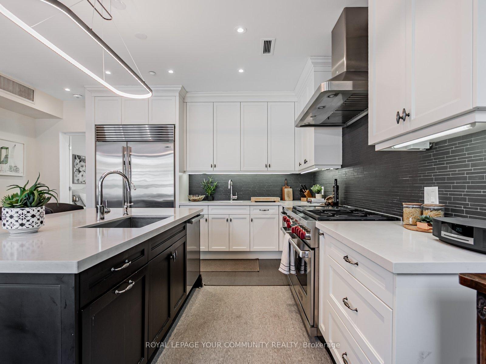 Photo 12 of Unit 206, 1 Rainsford Road, Toronto, The Beaches — HOMEH