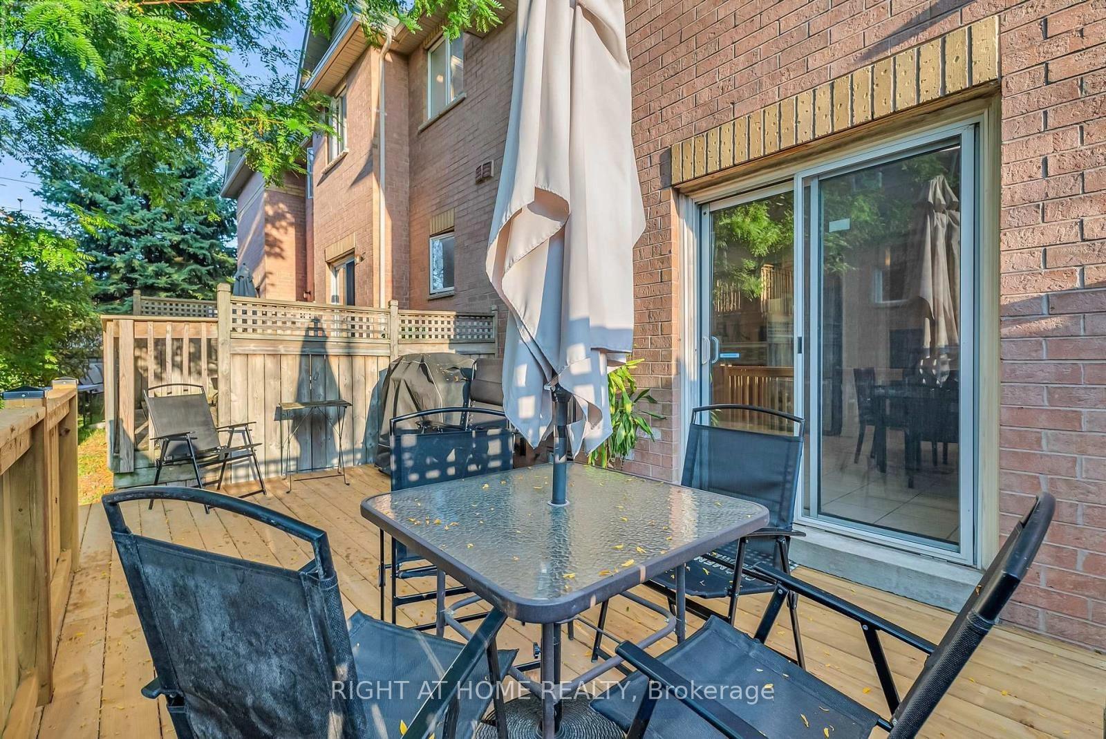 Photo 21 of 12 Walter Thomas Way, Markham, Buttonville — HOMEH