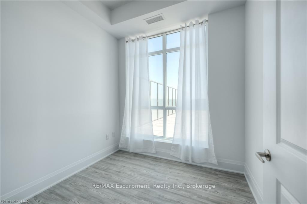 Photo 14 of Unit 519, 450 Dundas Street, Hamilton, Waterdown — HOMEH