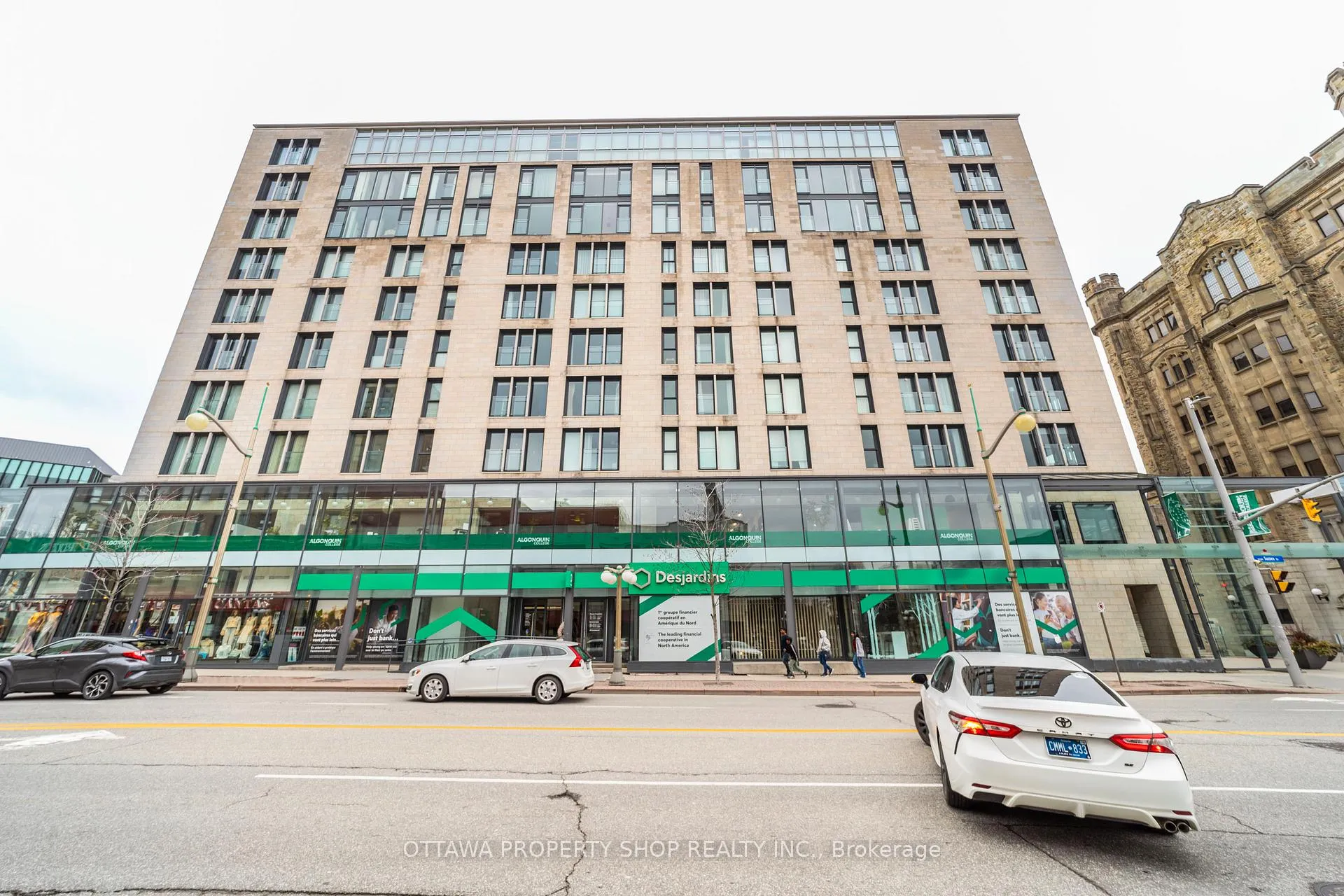 Front of Unit 403, 700 Sussex Drive