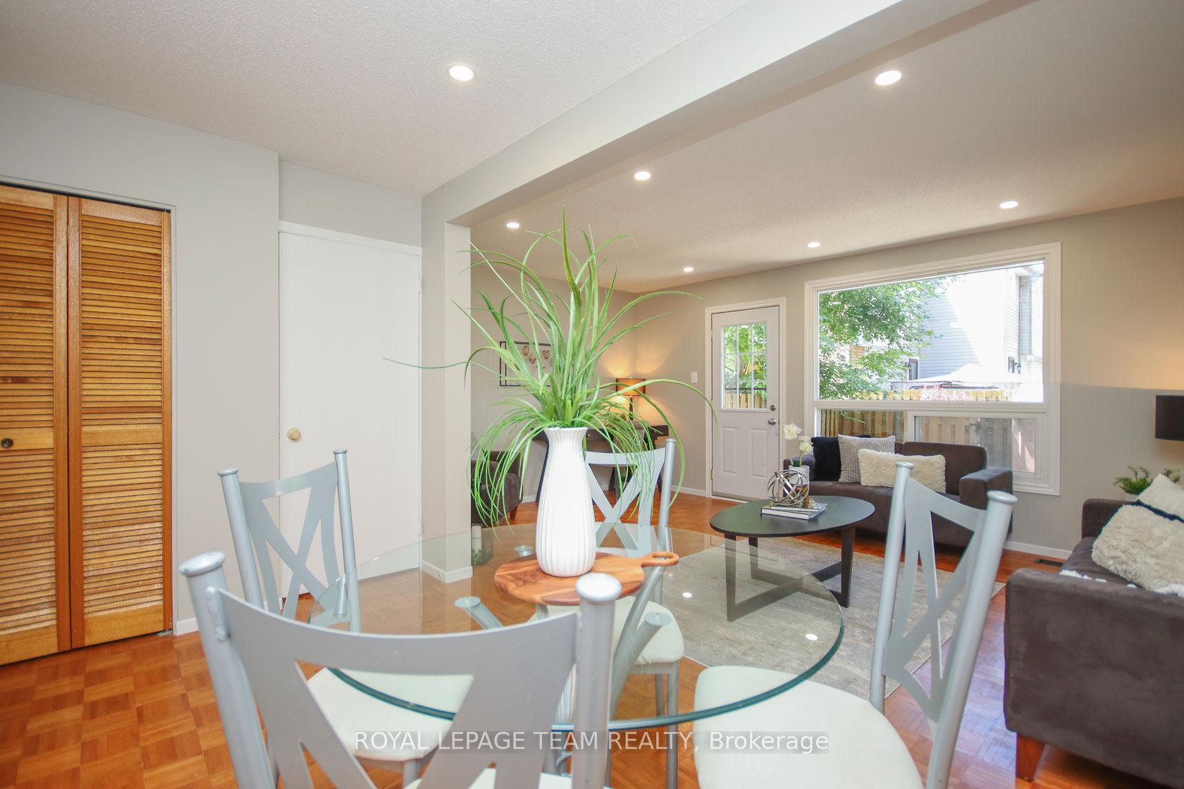 Photo 8 of Unit 203, 1427 Palmerston Drive, Ottawa, Carson Grove — HOMEH