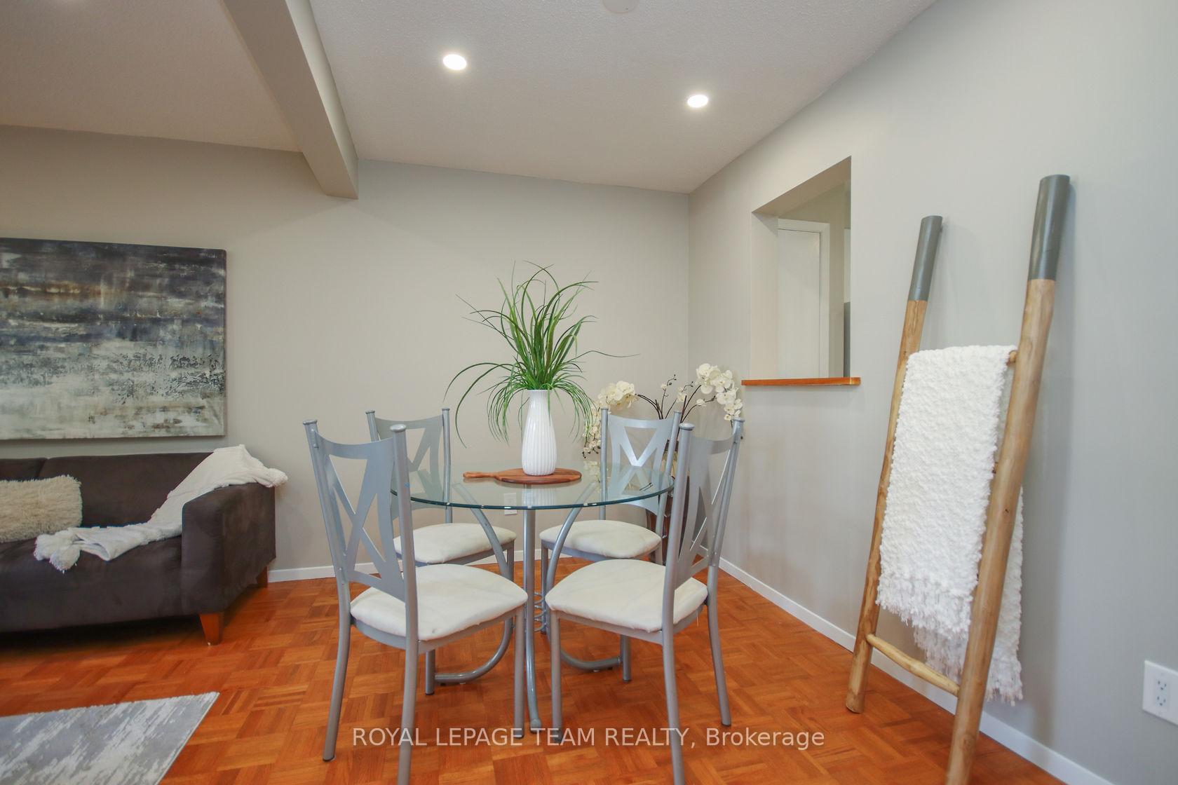 Photo 9 of Unit 203, 1427 Palmerston Drive, Ottawa, Carson Grove — HOMEH