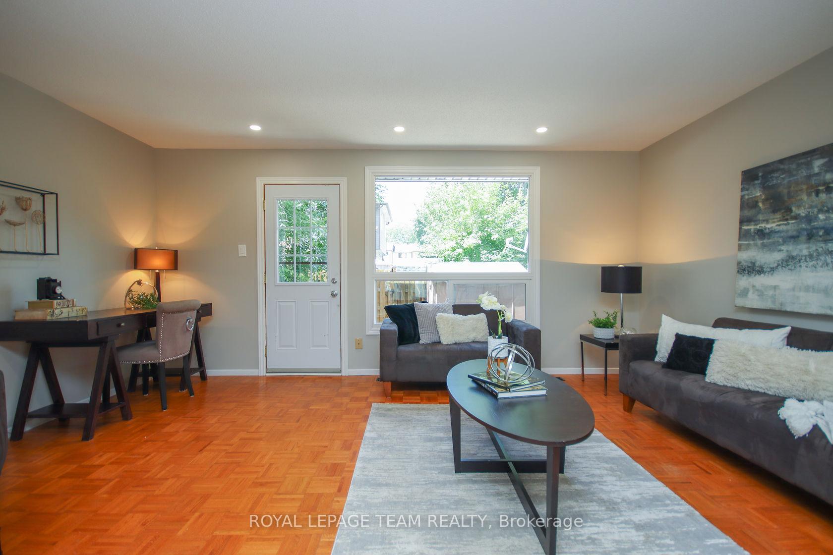 Photo 11 of Unit 203, 1427 Palmerston Drive, Ottawa, Carson Grove — HOMEH