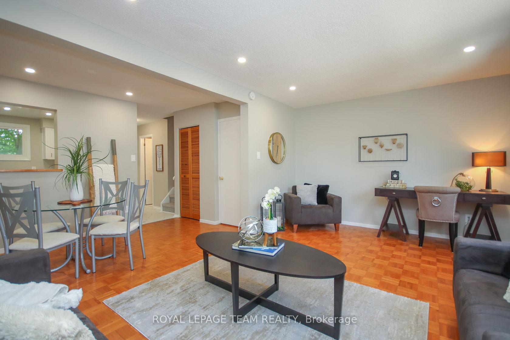Photo 15 of Unit 203, 1427 Palmerston Drive, Ottawa, Carson Grove — HOMEH