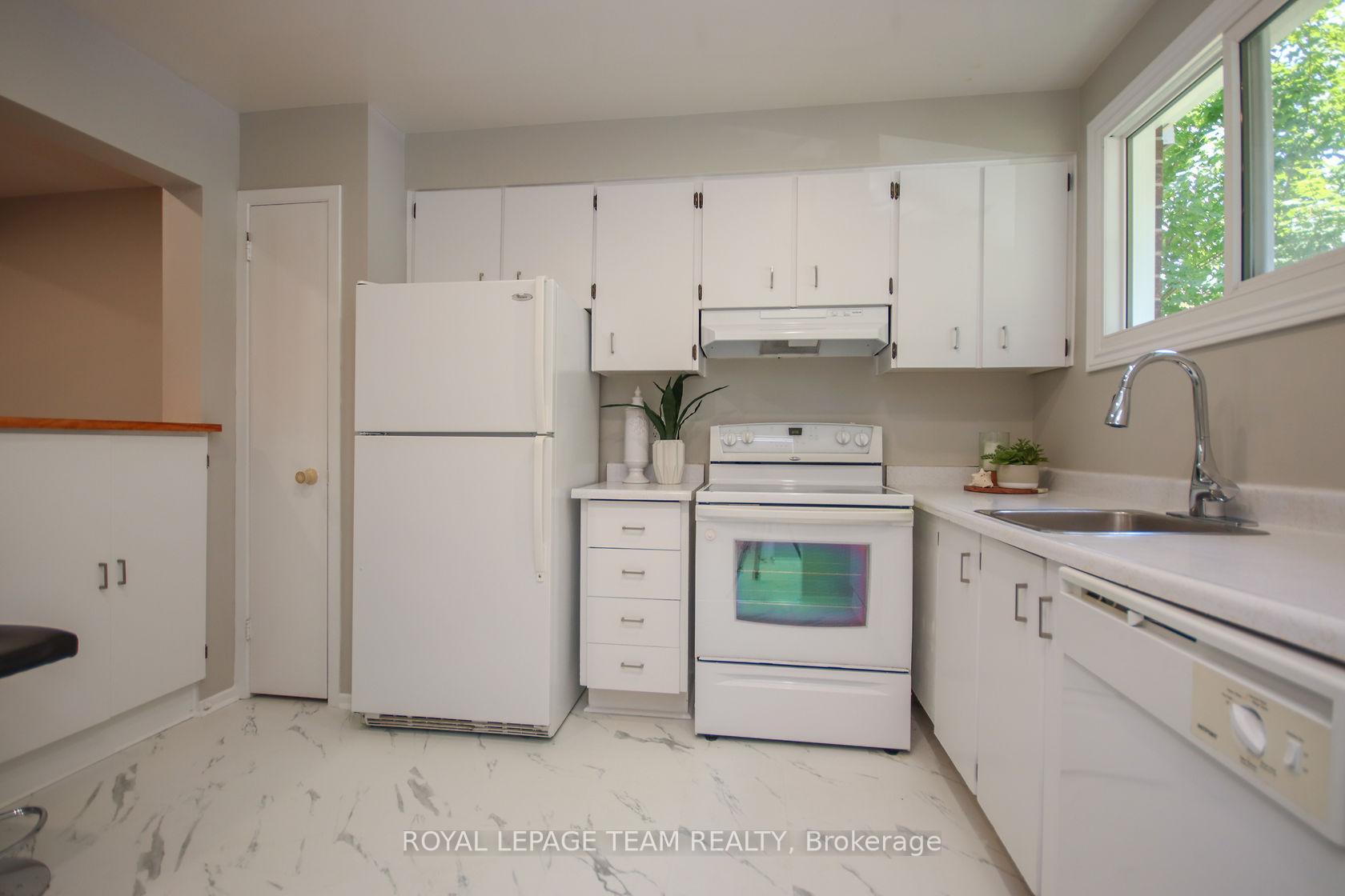 Photo 25 of Unit 203, 1427 Palmerston Drive, Ottawa, Carson Grove — HOMEH