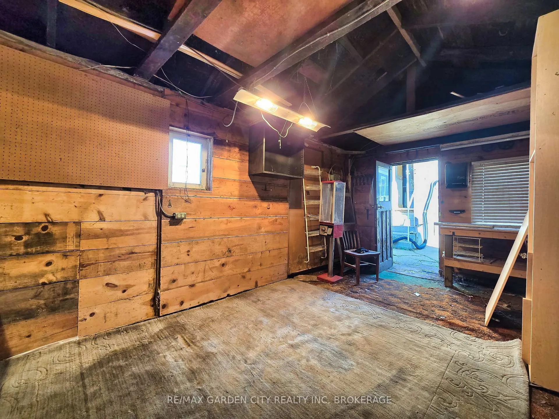 Photo 34 of 37 Kernahan Street, St. Catharines, Downtown — HOMEH