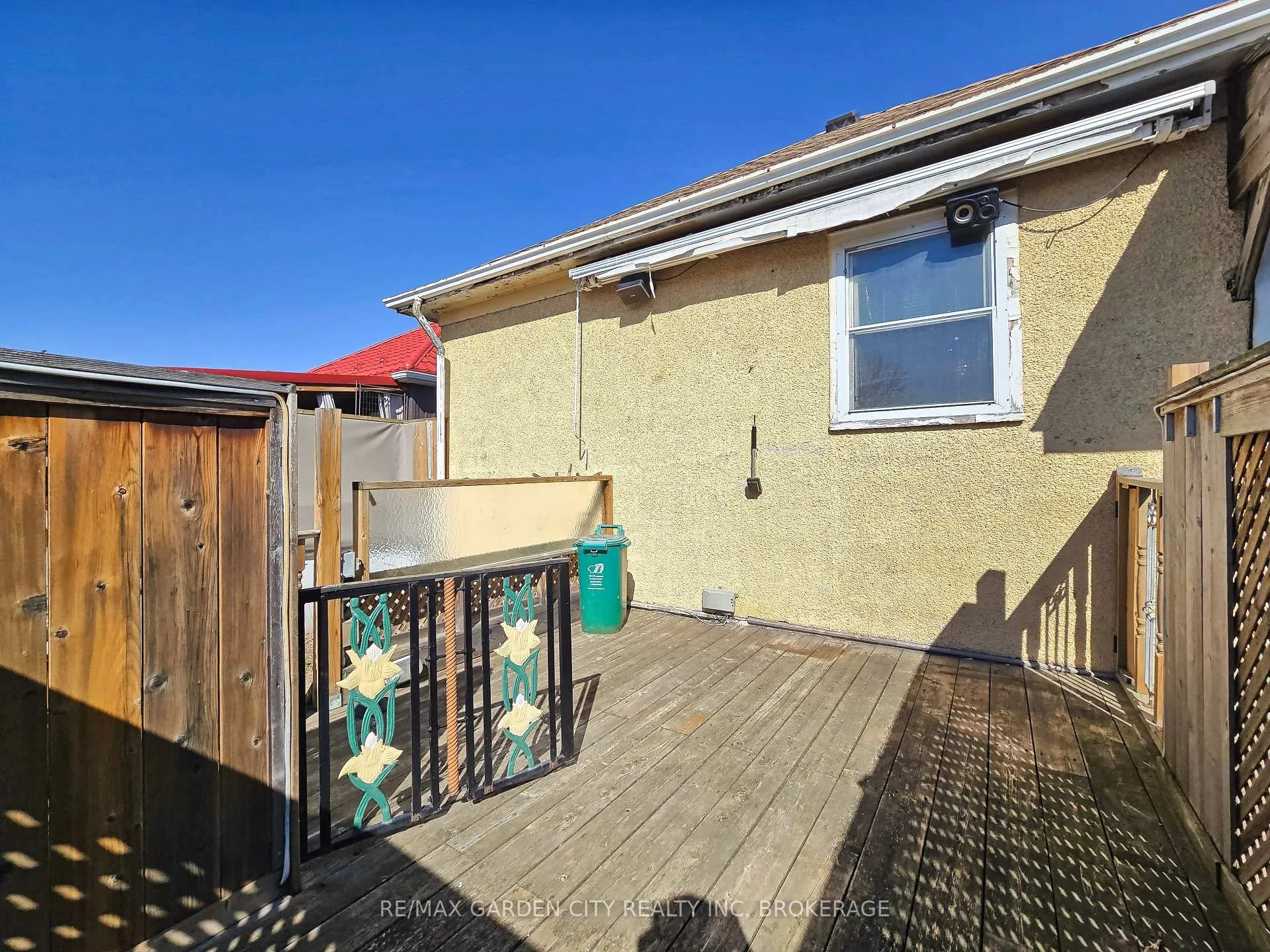 Photo 40 of 37 Kernahan Street, St. Catharines, Downtown — HOMEH