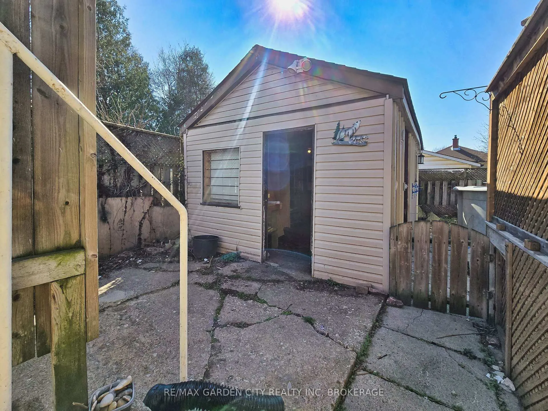 Photo 42 of 37 Kernahan Street, St. Catharines, Downtown — HOMEH