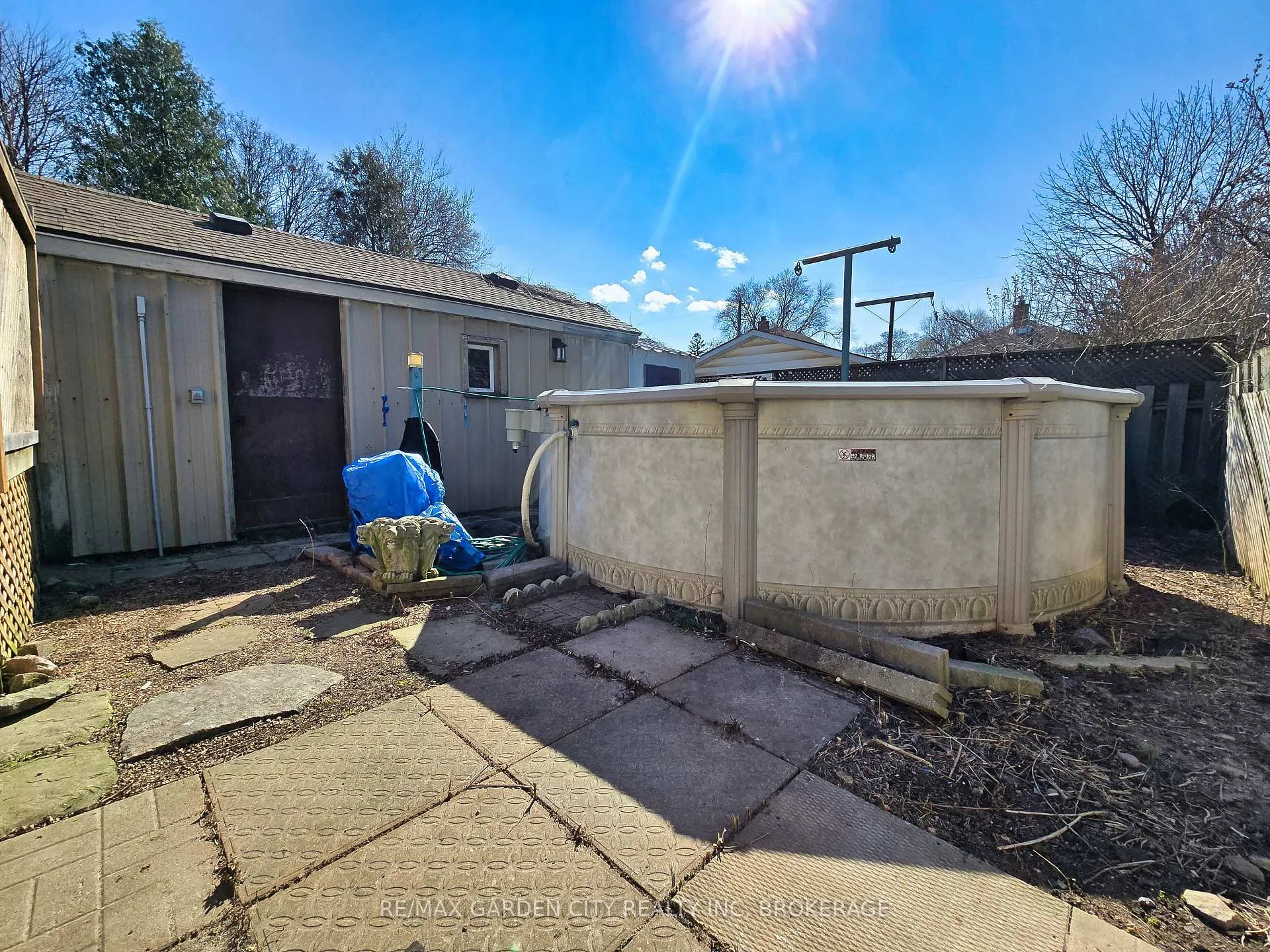 Photo 44 of 37 Kernahan Street, St. Catharines, Downtown — HOMEH