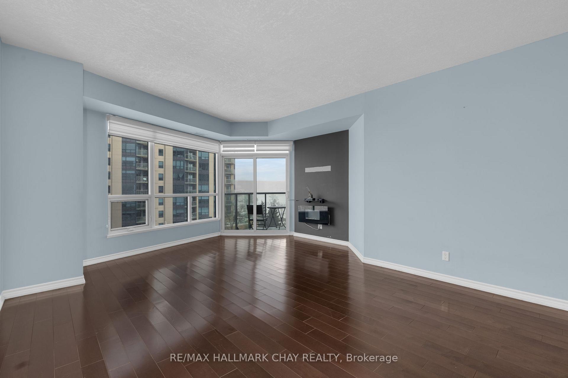 Photo 14 of Unit 603, 37 Ellen Street, Barrie, City Centre — HOMEH