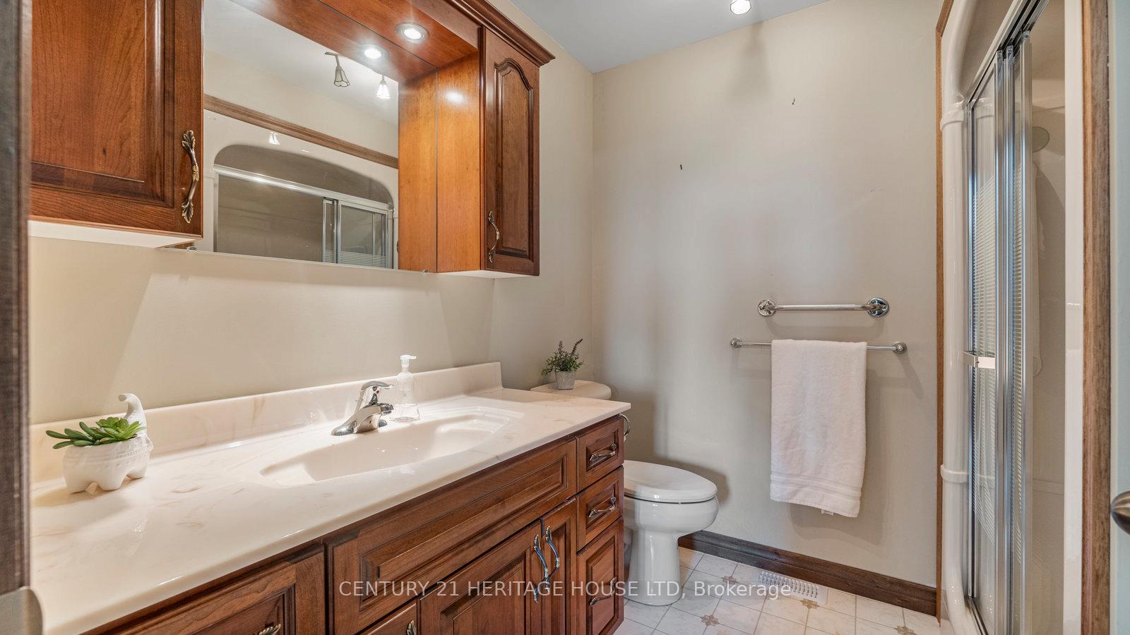 Photo 23 of 103 Third Concession Road, Brant, Burford — HOMEH