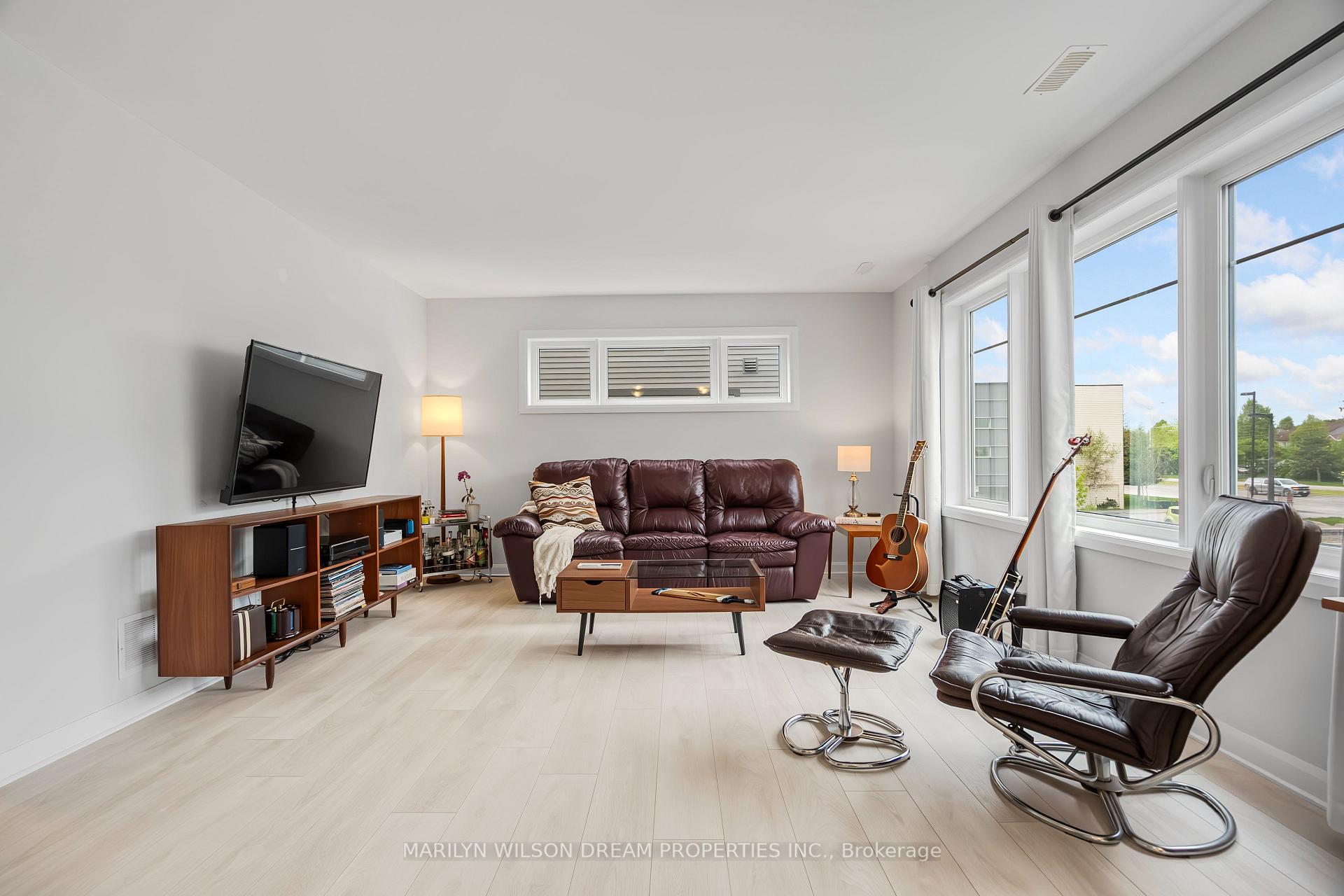 Photo 10 of Unit D, 315 Eldorado Private, Ottawa, Kanata - Morgan's Grant/South March — HOMEH