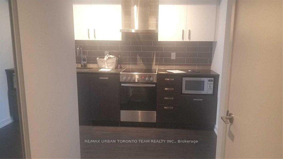 Photo 8 of Unit 2812, 125 Redpath Avenue, Toronto, Mount Pleasant West — HOMEH