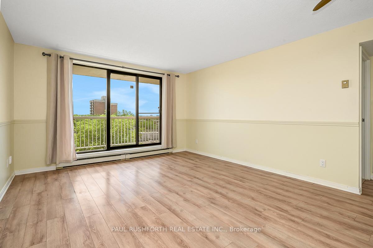 Photo 2 of Unit 607, 1180 Ohio Street, Ottawa, Billings Bridge — HOMEH