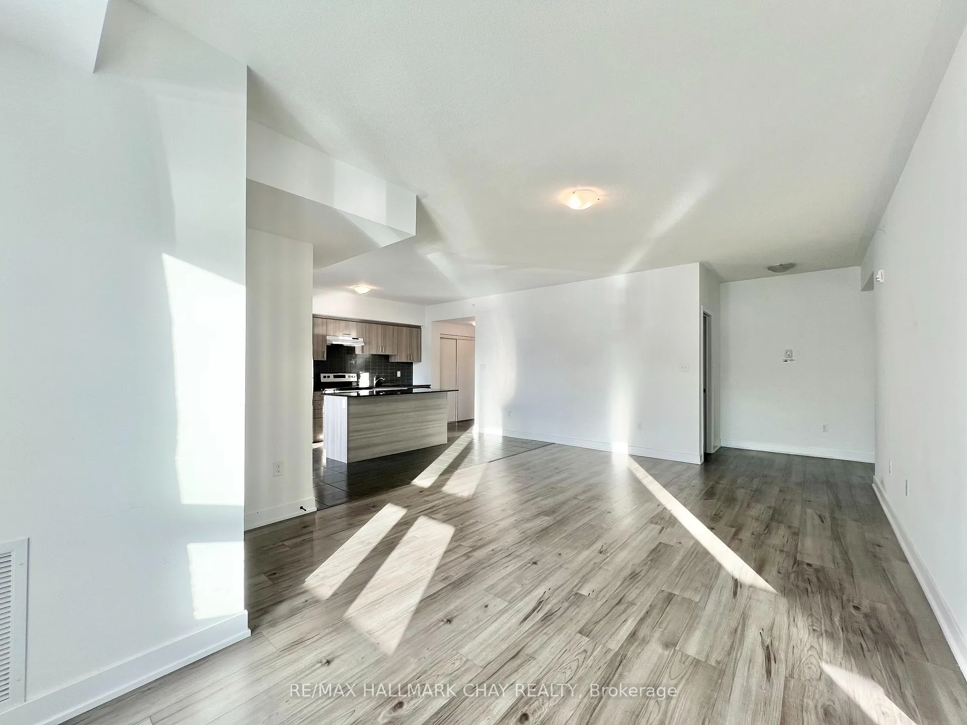 Photo 22 of Unit 201, 1 Chef Lane, Barrie, Rural Barrie Southeast — HOMEH