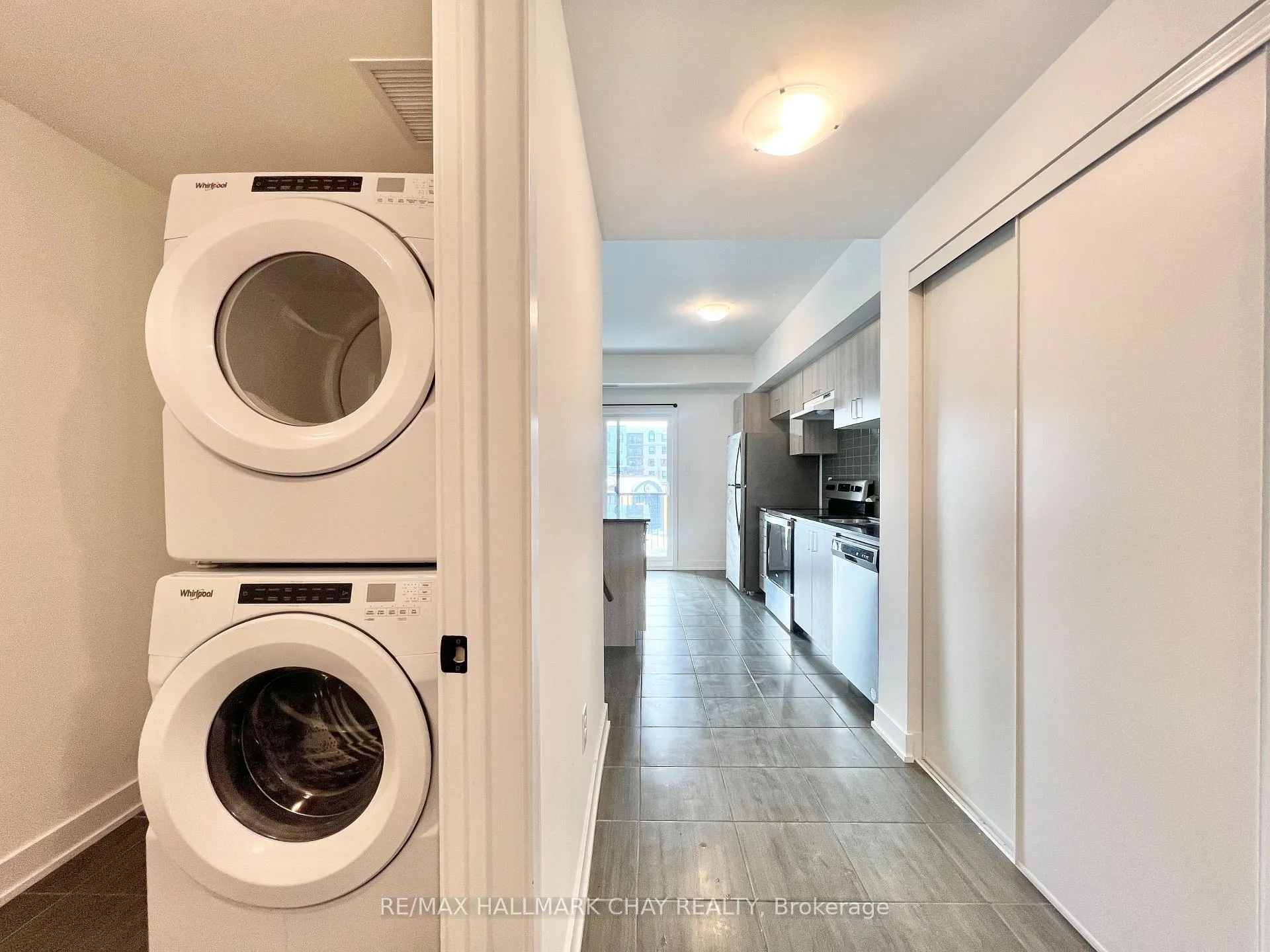 Photo 24 of Unit 201, 1 Chef Lane, Barrie, Rural Barrie Southeast — HOMEH