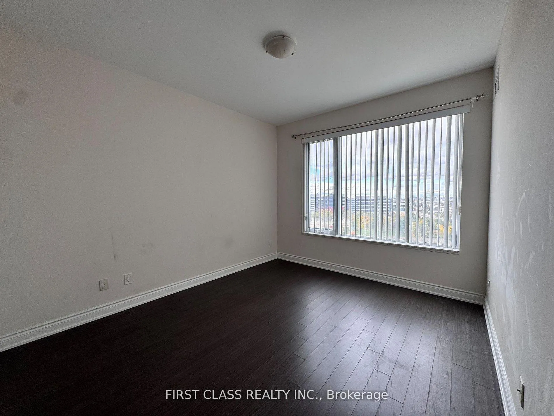 Photo 2 of Unit 1205, 325 South Park Road, Markham, Commerce Valley — HOMEH