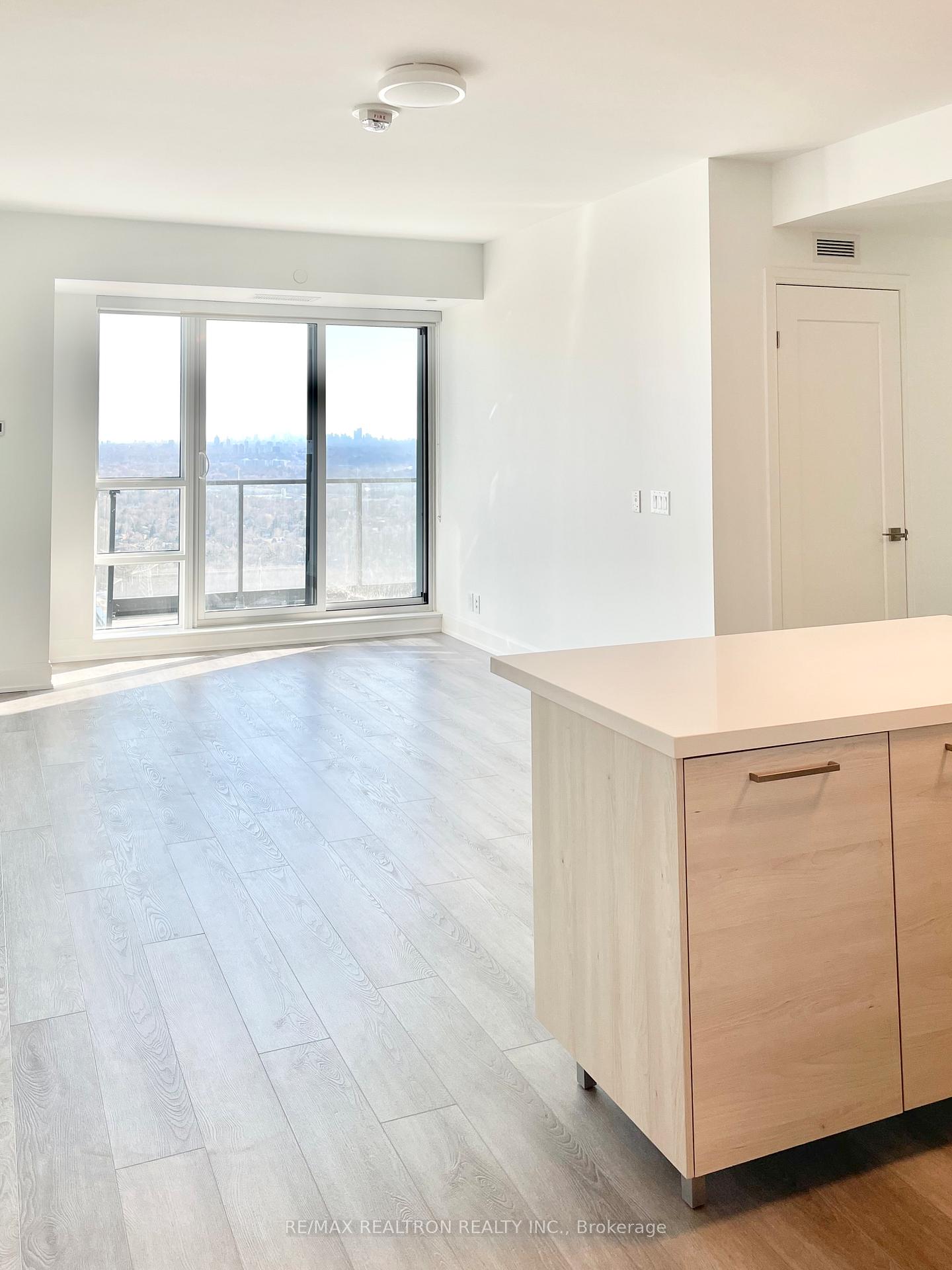 Photo 3 of Unit 3209, 12 Gandhi Lane, Markham, Commerce Valley — HOMEH