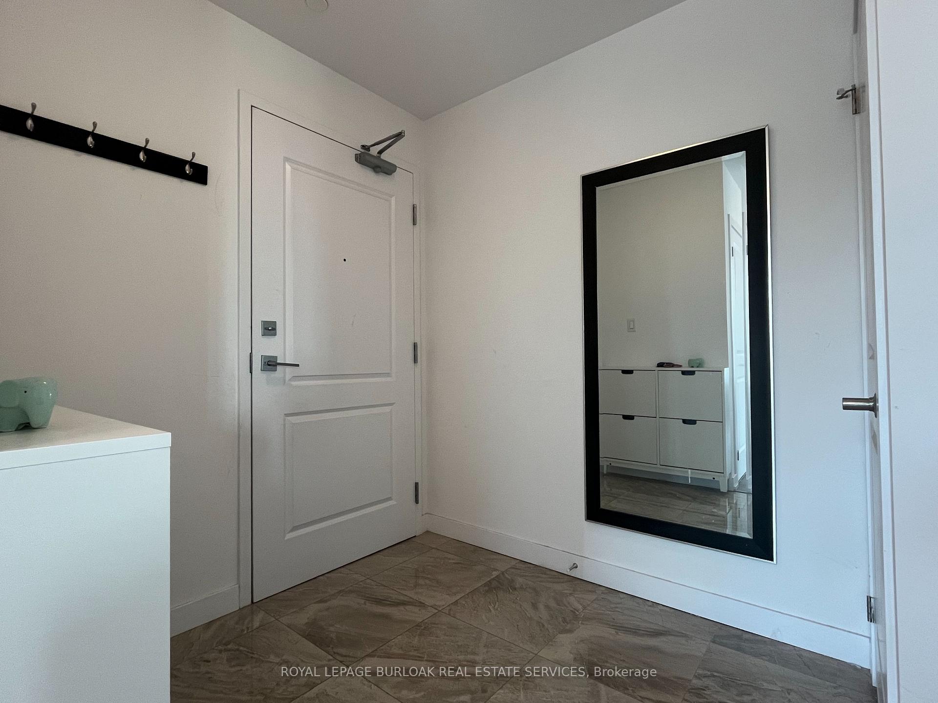 Photo 6 of Unit 210, 101 Shoreview Place, Hamilton, Lakeshore — HOMEH