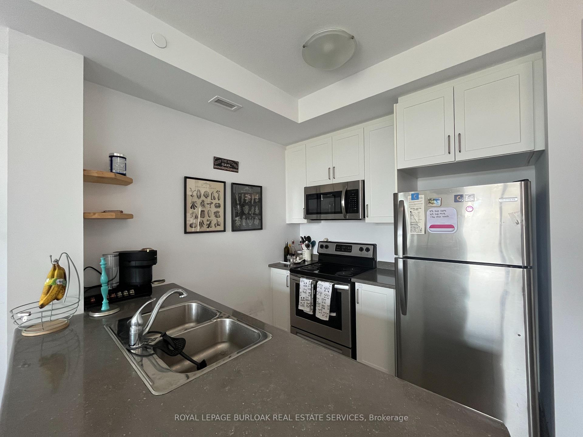 Photo 9 of Unit 210, 101 Shoreview Place, Hamilton, Lakeshore — HOMEH