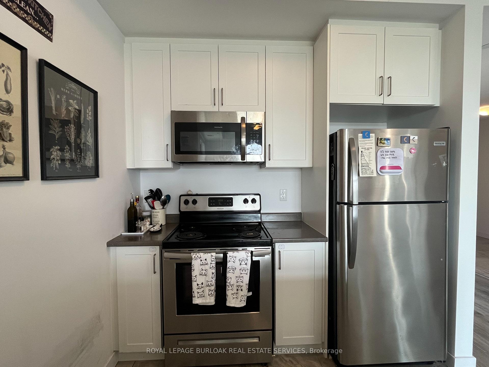Photo 10 of Unit 210, 101 Shoreview Place, Hamilton, Lakeshore — HOMEH