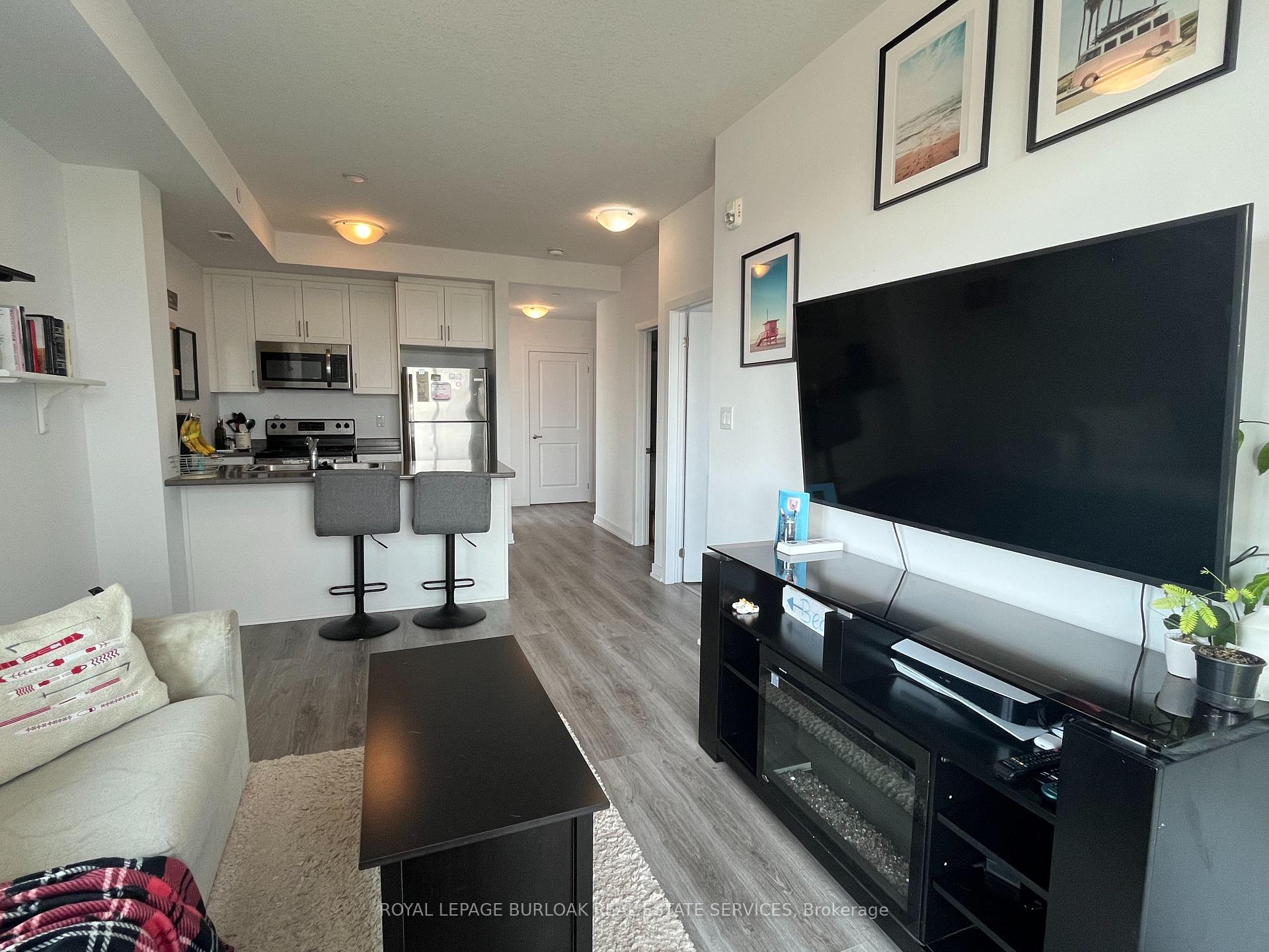Photo 17 of Unit 210, 101 Shoreview Place, Hamilton, Lakeshore — HOMEH