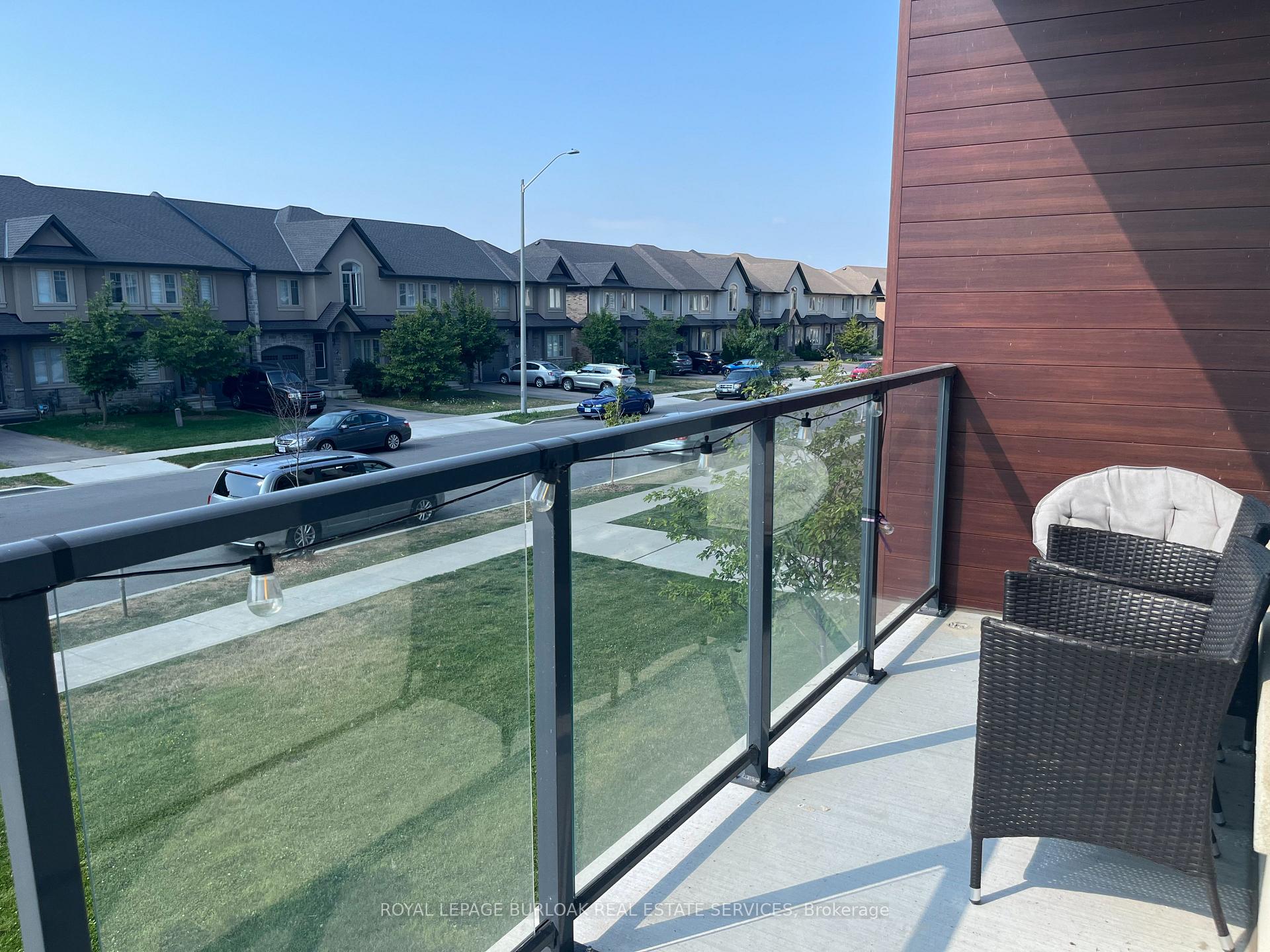 Photo 27 of Unit 210, 101 Shoreview Place, Hamilton, Lakeshore — HOMEH