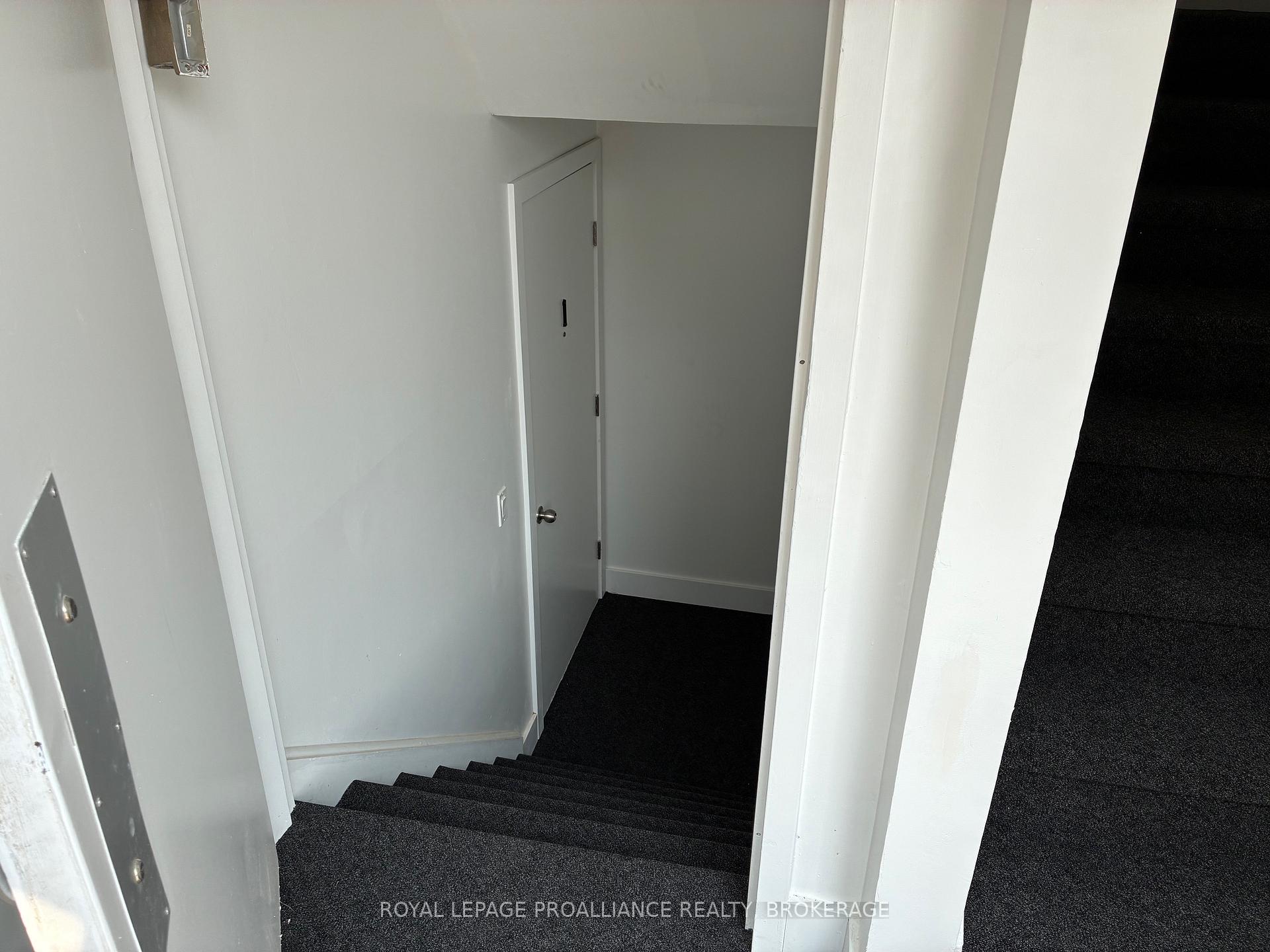 Photo 3 of 565 Emma Street, Gananoque — HOMEH
