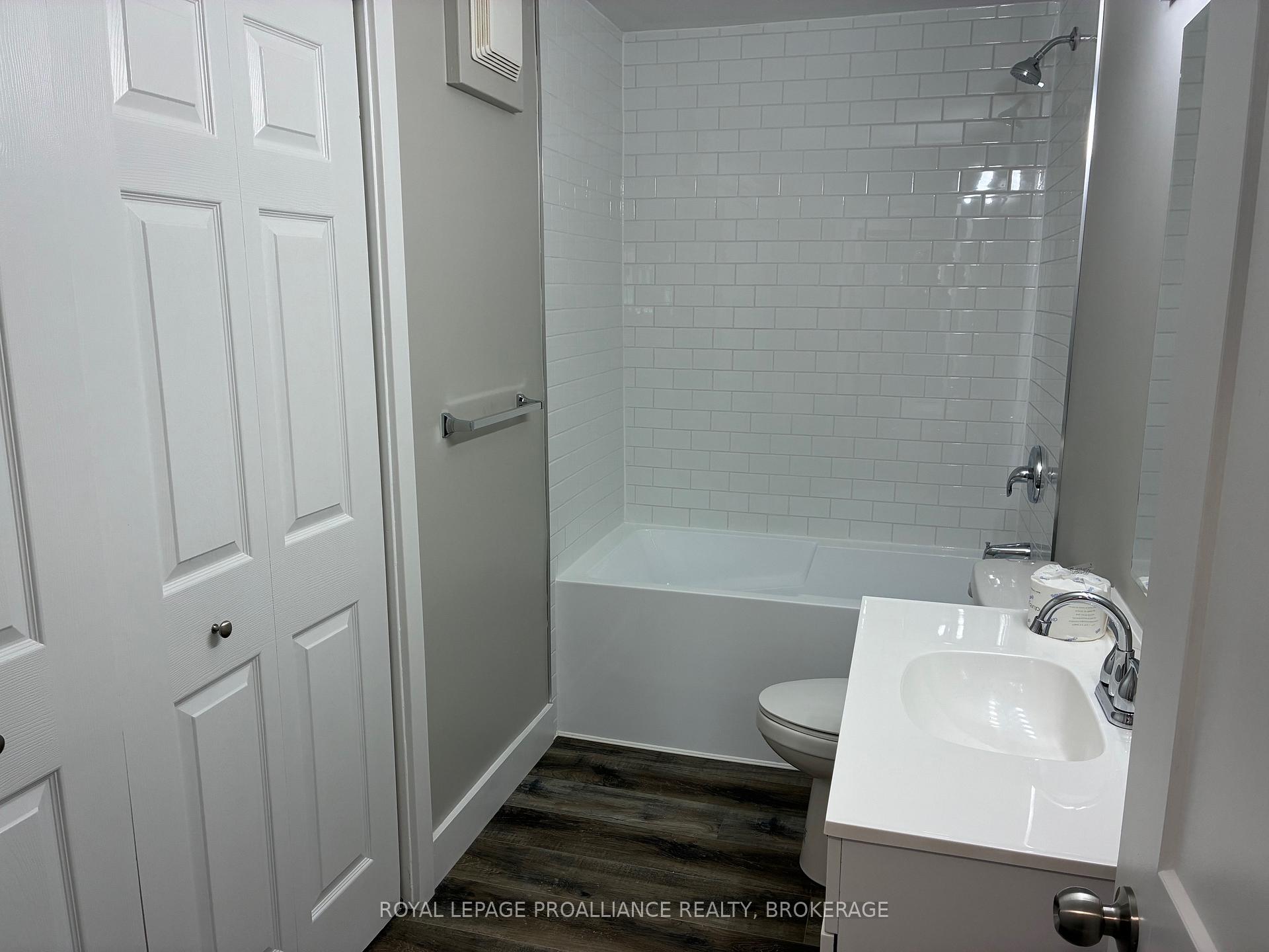 Photo 18 of 565 Emma Street, Gananoque — HOMEH