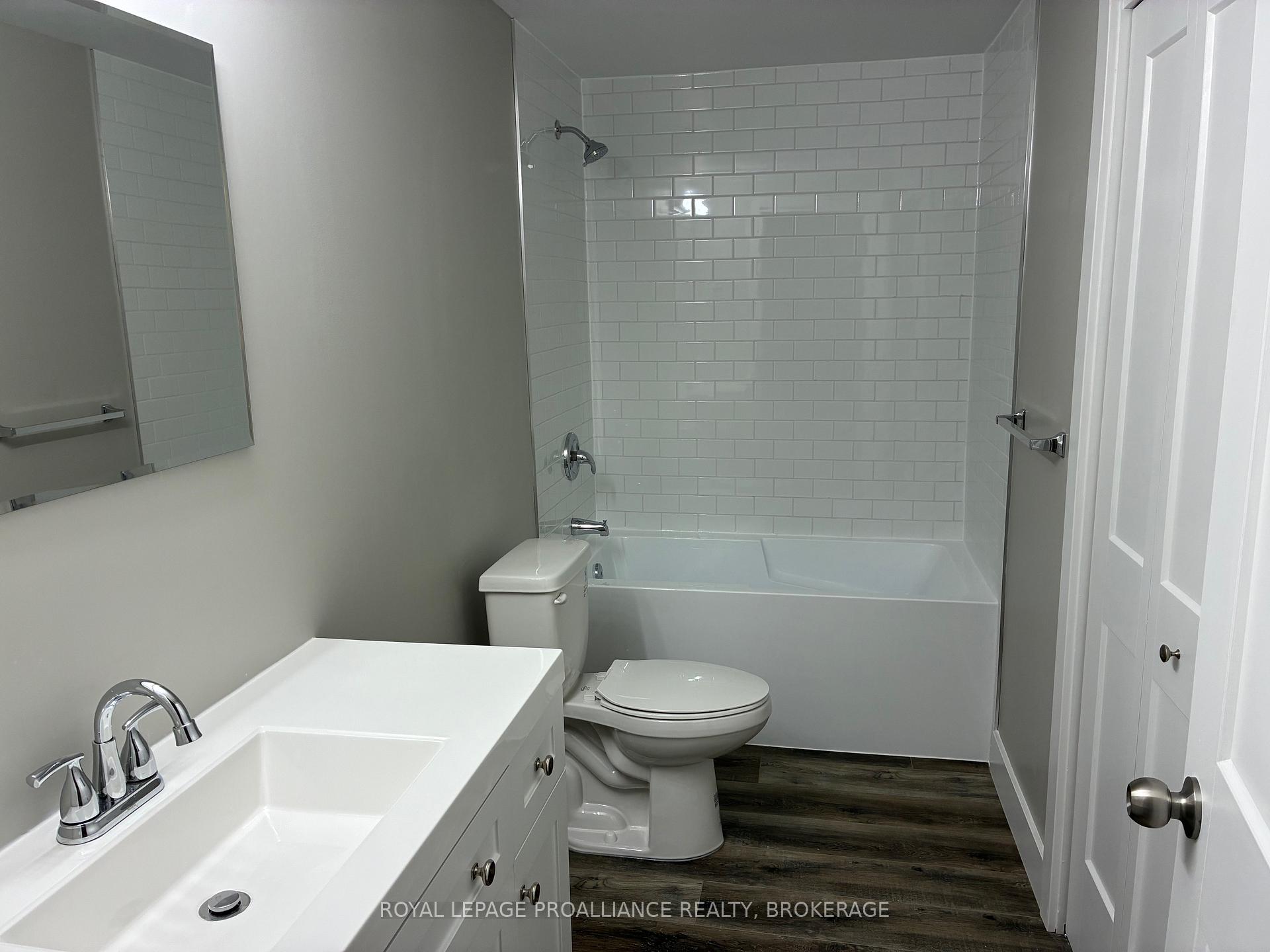 Photo 27 of 565 Emma Street, Gananoque — HOMEH