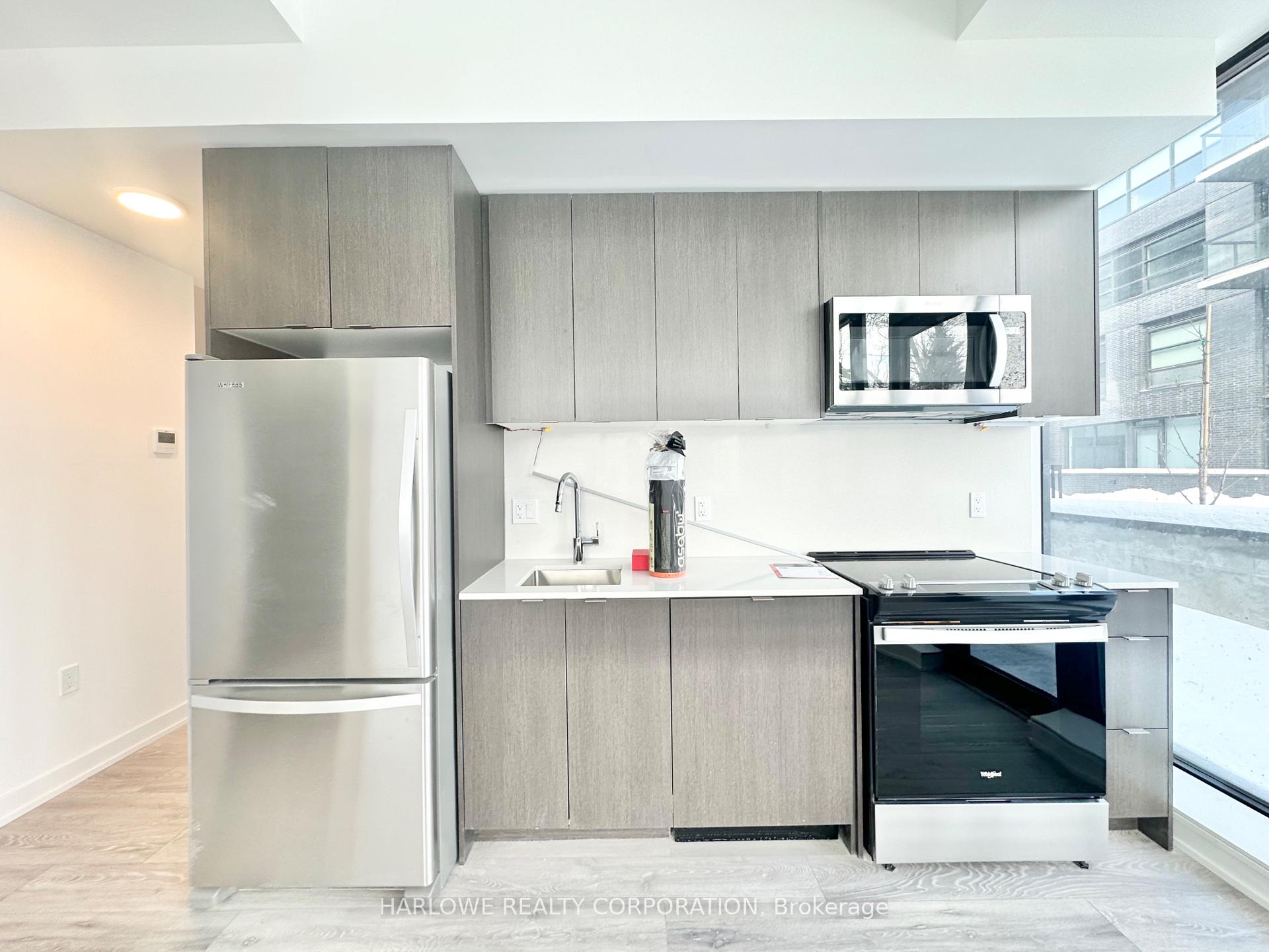 Front of Unit 142 D, 1614 Charles Street