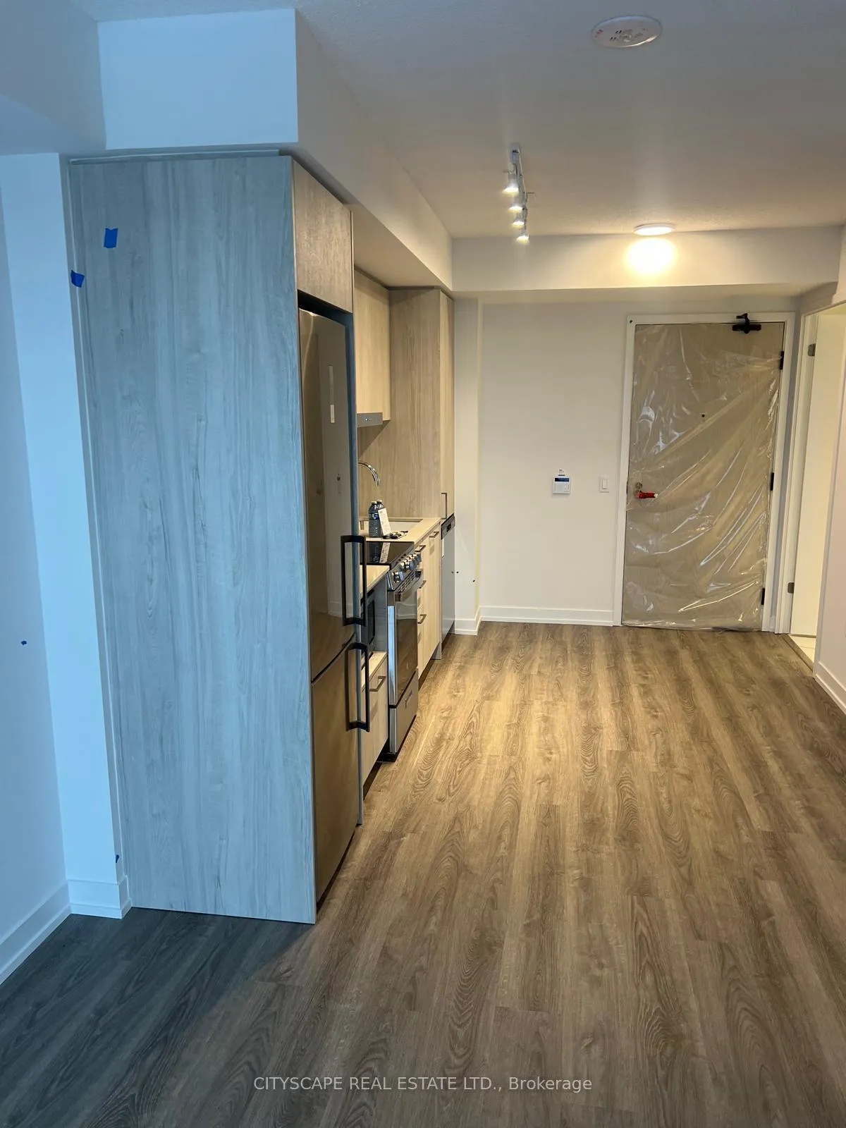 Photo 3 of Unit 3305, 195 Commerce Street, Vaughan, Vaughan Corporate Centre — HOMEH