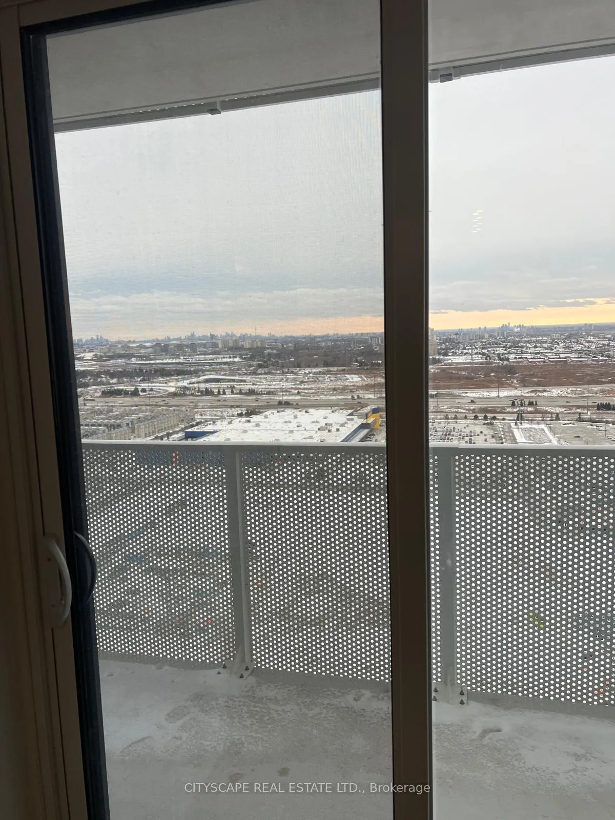 Photo 15 of Unit 3305, 195 Commerce Street, Vaughan, Vaughan Corporate Centre — HOMEH