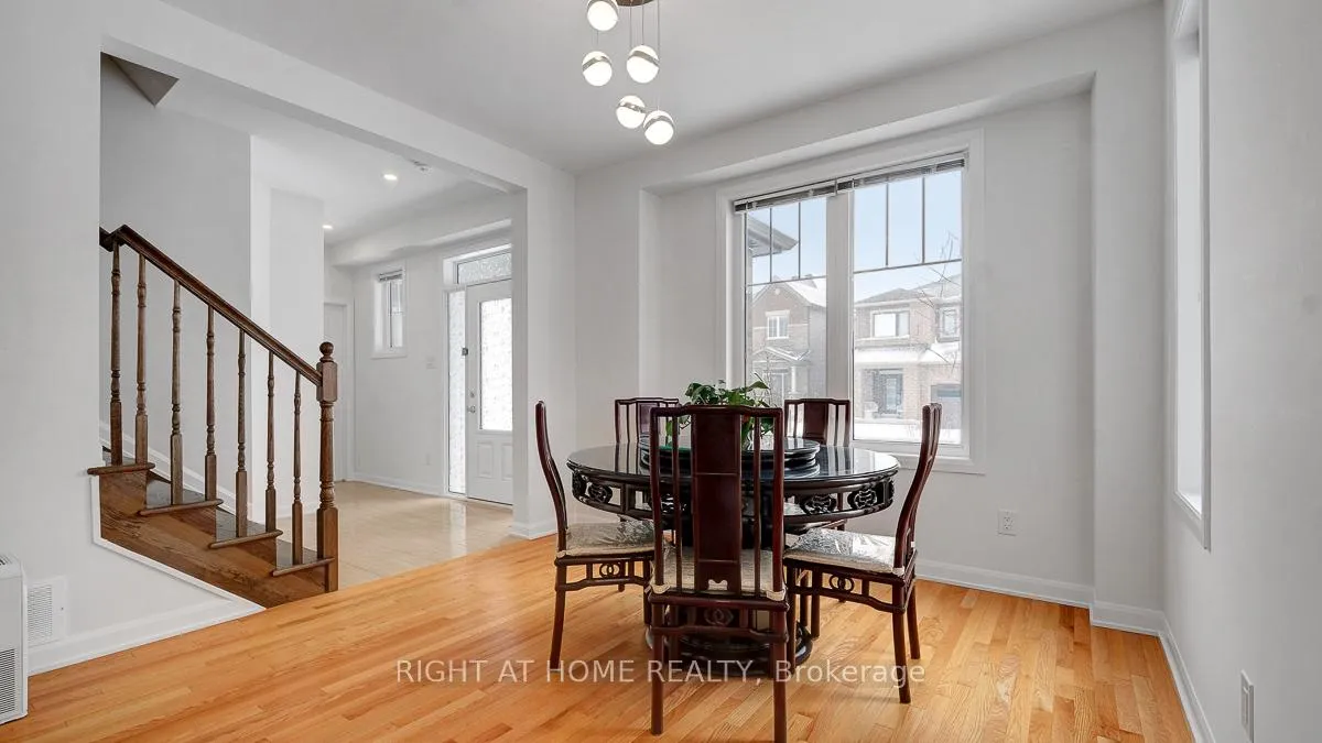 Photo 7 of 22 Dalkey Way, Ottawa, Barrhaven - Half Moon Bay — HOMEH