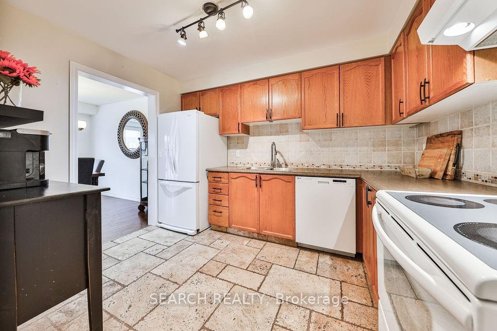 Photo 10 of Unit 17, 391 Stone Church Road E, Hamilton, Crerar — HOMEH