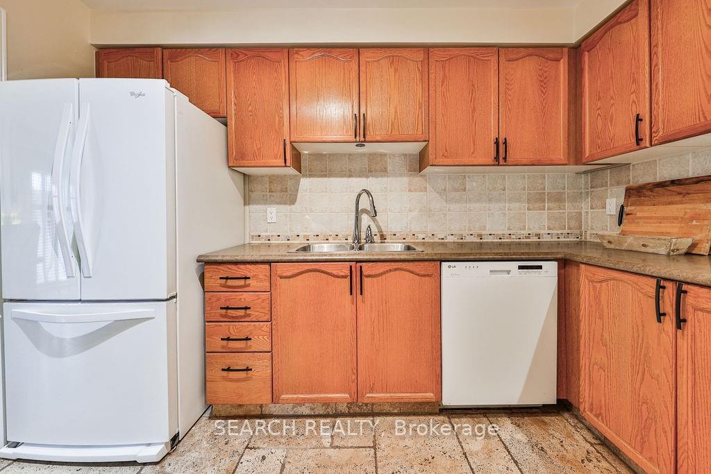 Photo 13 of Unit 17, 391 Stone Church Road E, Hamilton, Crerar — HOMEH