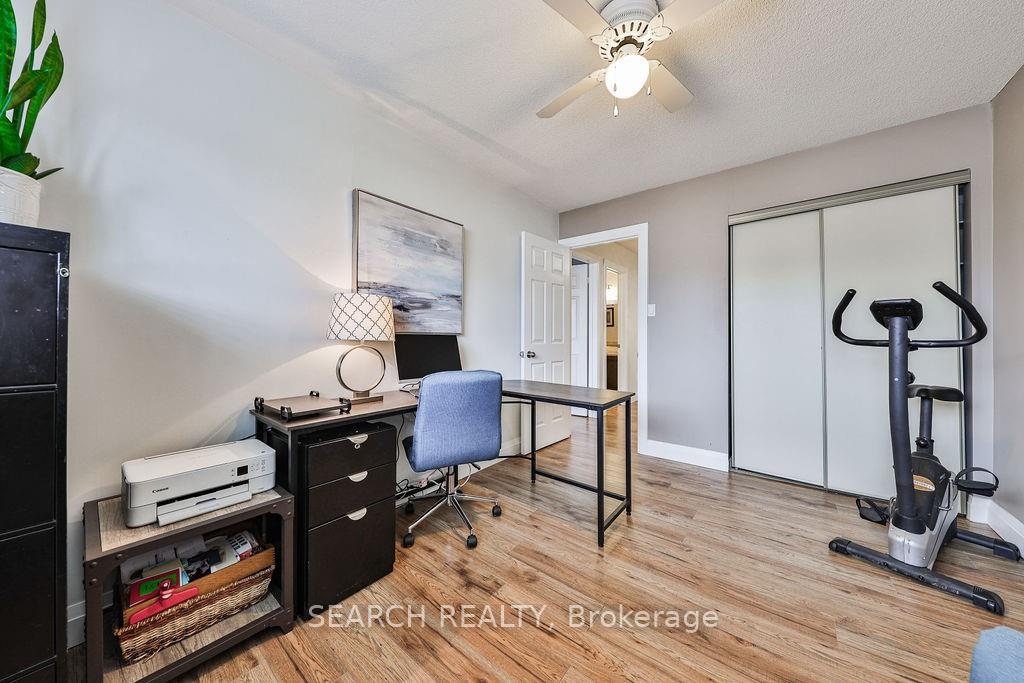 Photo 23 of Unit 17, 391 Stone Church Road E, Hamilton, Crerar — HOMEH