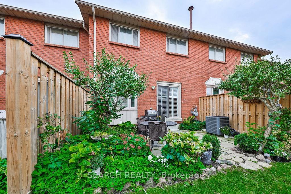 Photo 37 of Unit 17, 391 Stone Church Road E, Hamilton, Crerar — HOMEH