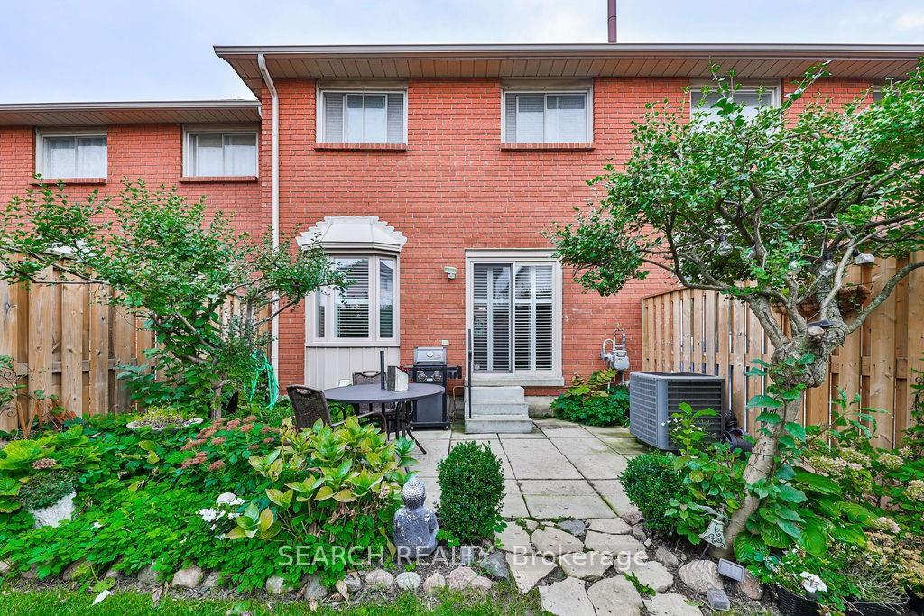 Photo 38 of Unit 17, 391 Stone Church Road E, Hamilton, Crerar — HOMEH