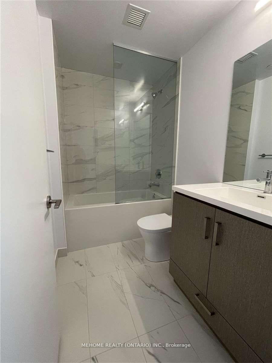 Photo 2 of Unit 803, 10 Honeycrisp Crescent, Vaughan, Vaughan Corporate Centre — HOMEH