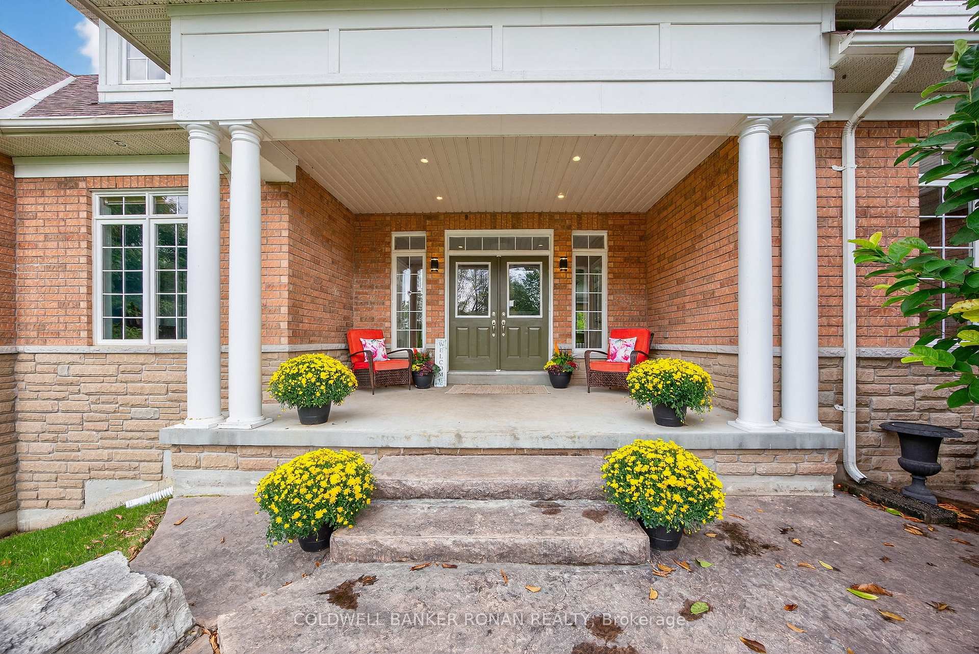 Photo 3 of 60 Underhill Court, Essa, Rural Essa — HOMEH
