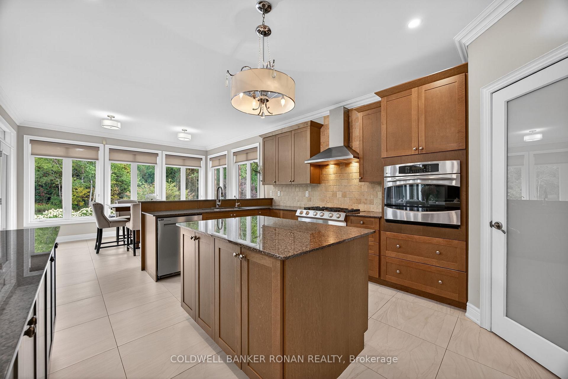 Photo 15 of 60 Underhill Court, Essa, Rural Essa — HOMEH