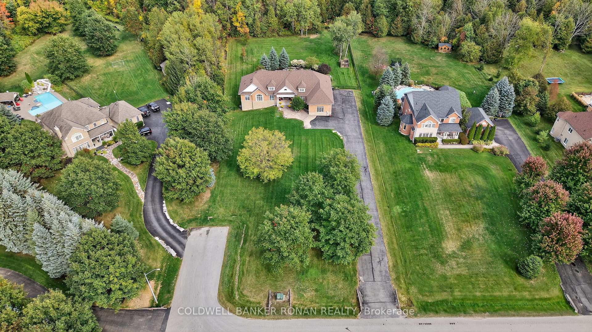 Photo 46 of 60 Underhill Court, Essa, Rural Essa — HOMEH