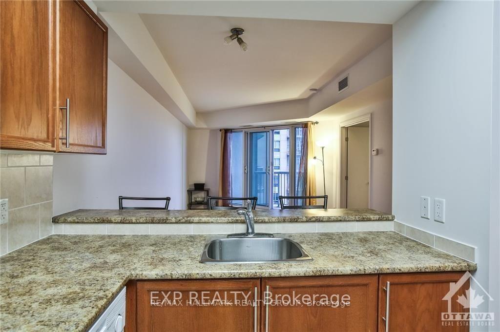 Photo 5 of Unit 1111, 200 Rideau Street, Ottawa, Sandy Hill — HOMEH