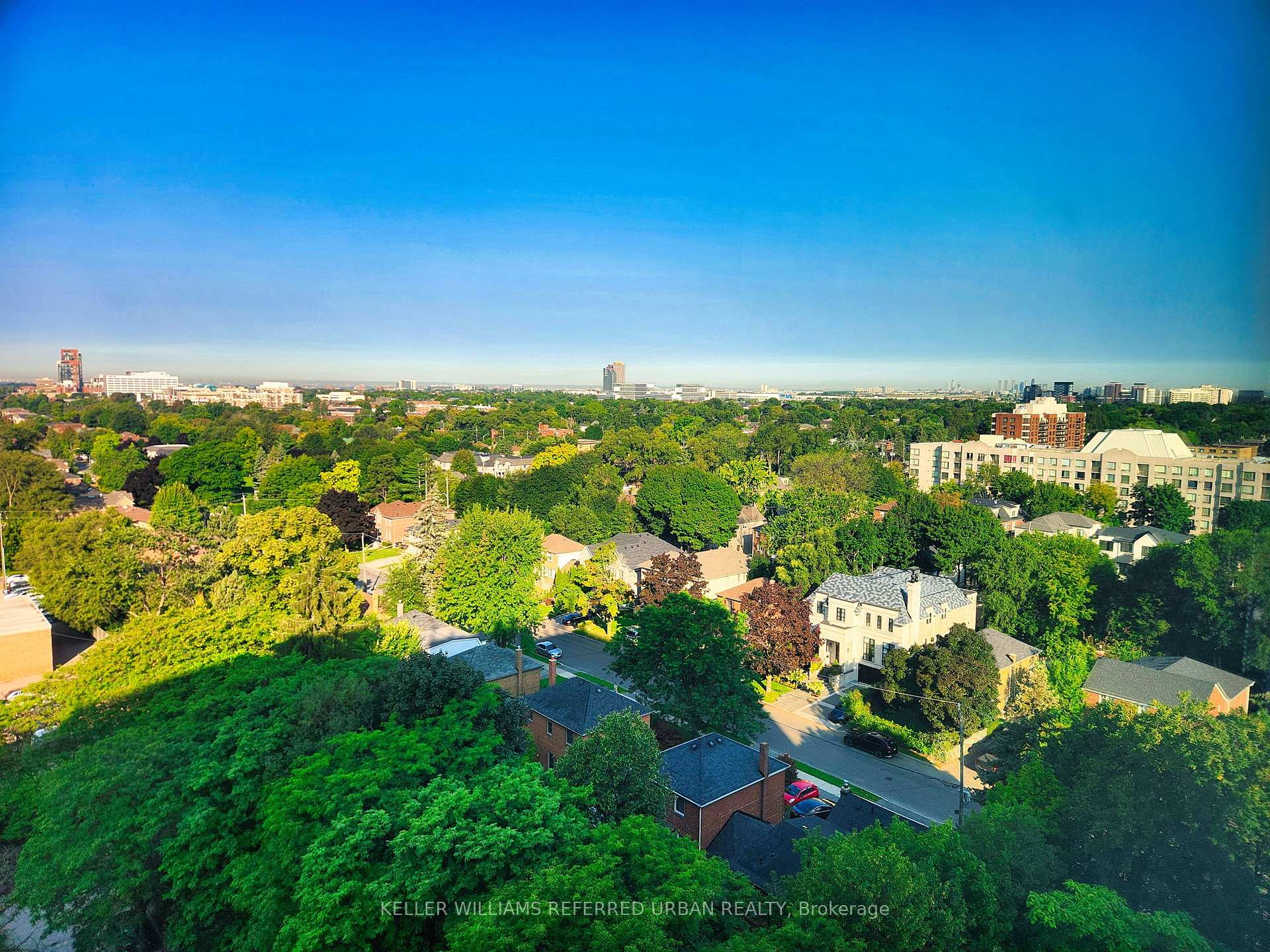 Photo 15 of Unit 1401, 3000 Bathurst Street, Toronto, Englemount-Lawrence — HOMEH