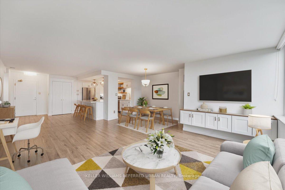 Photo 13 of Unit 1401, 3000 Bathurst Street, Toronto, Englemount-Lawrence — HOMEH