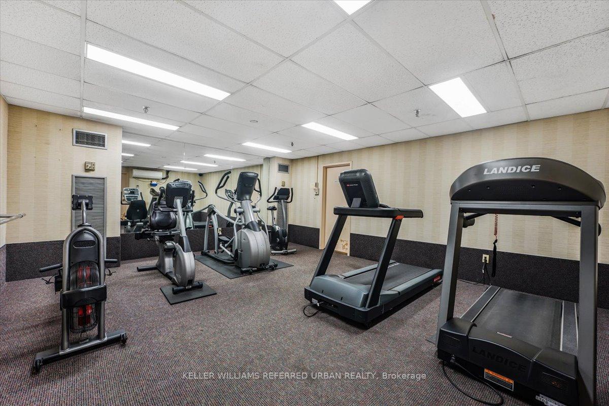 Photo 26 of Unit 1401, 3000 Bathurst Street, Toronto, Englemount-Lawrence — HOMEH