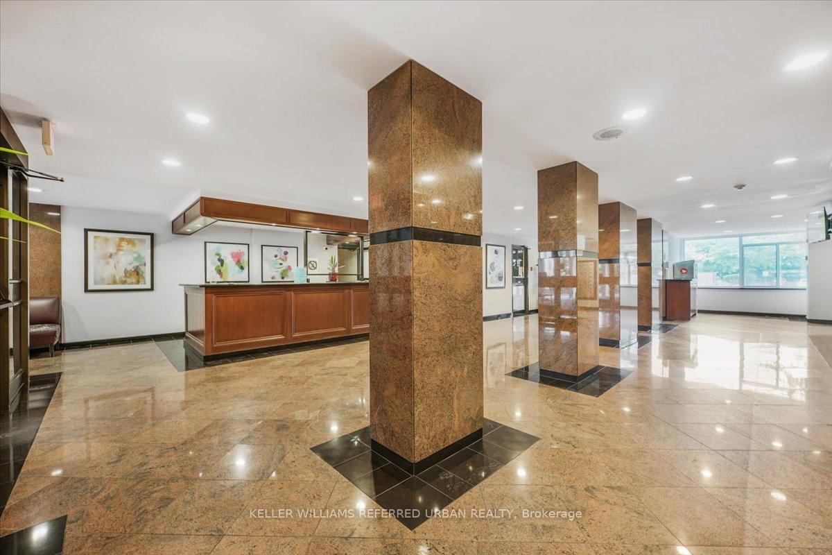 Photo 32 of Unit 1401, 3000 Bathurst Street, Toronto, Englemount-Lawrence — HOMEH