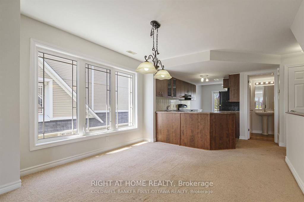 Photo 4 of Unit B, 397 Chapman Mills Drive, Ottawa, Barrhaven - Strandherd — HOMEH